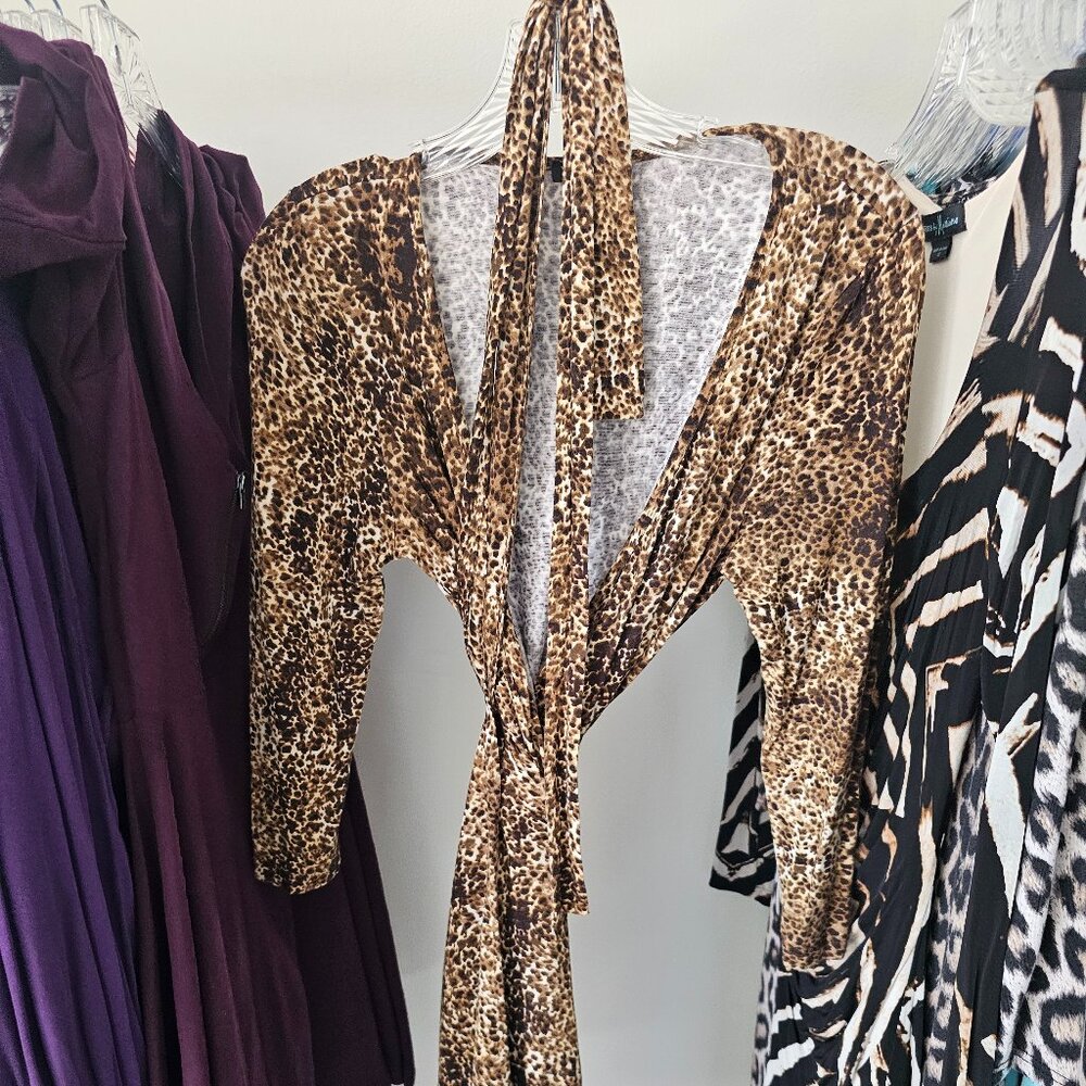 VENUS Animal-Print Style Graphic Wrap Dress